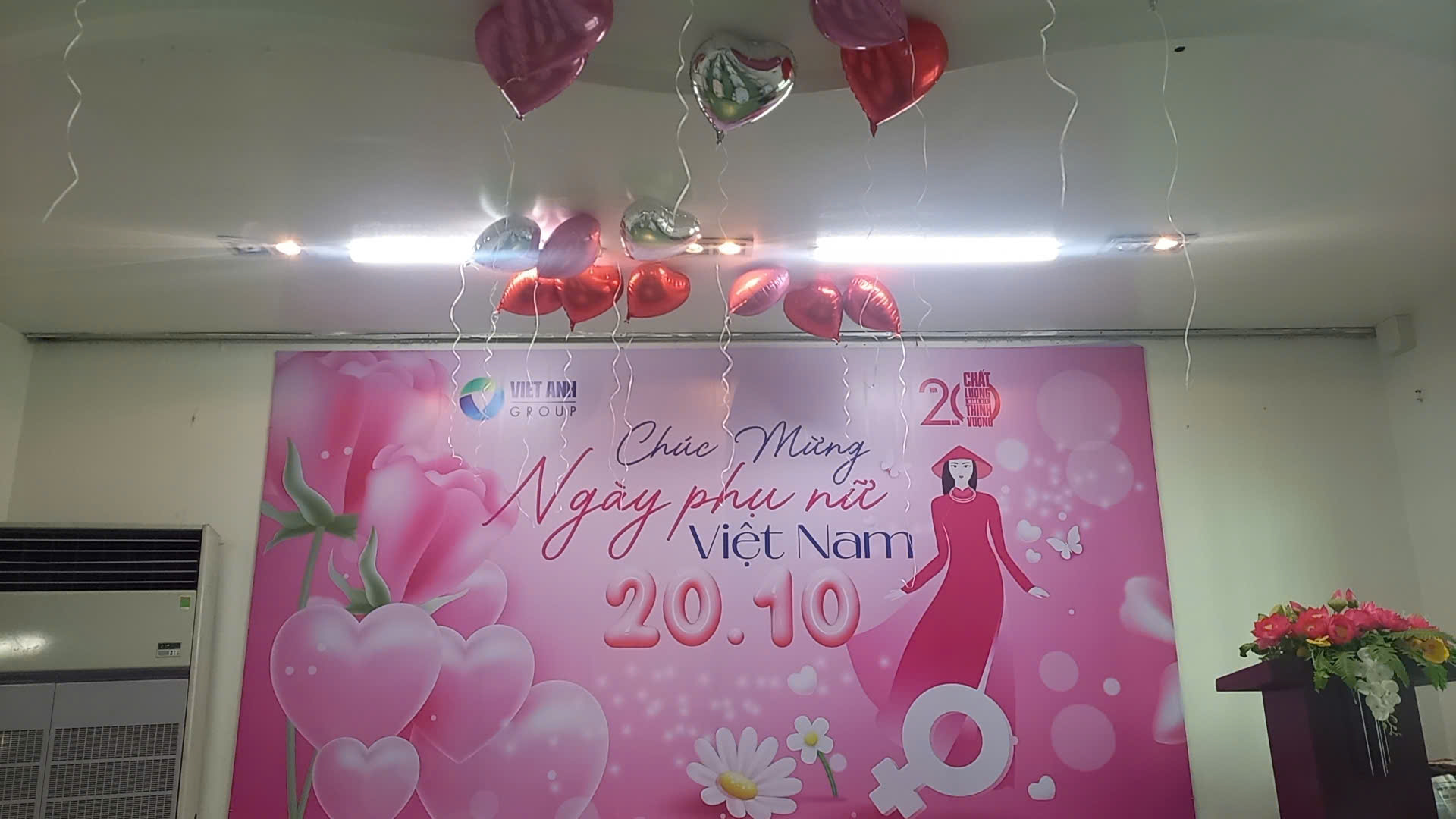 VIET ANH GROUP tưng bừng kỷ niệm ngày Phụ nữ Việt Nam 20.10