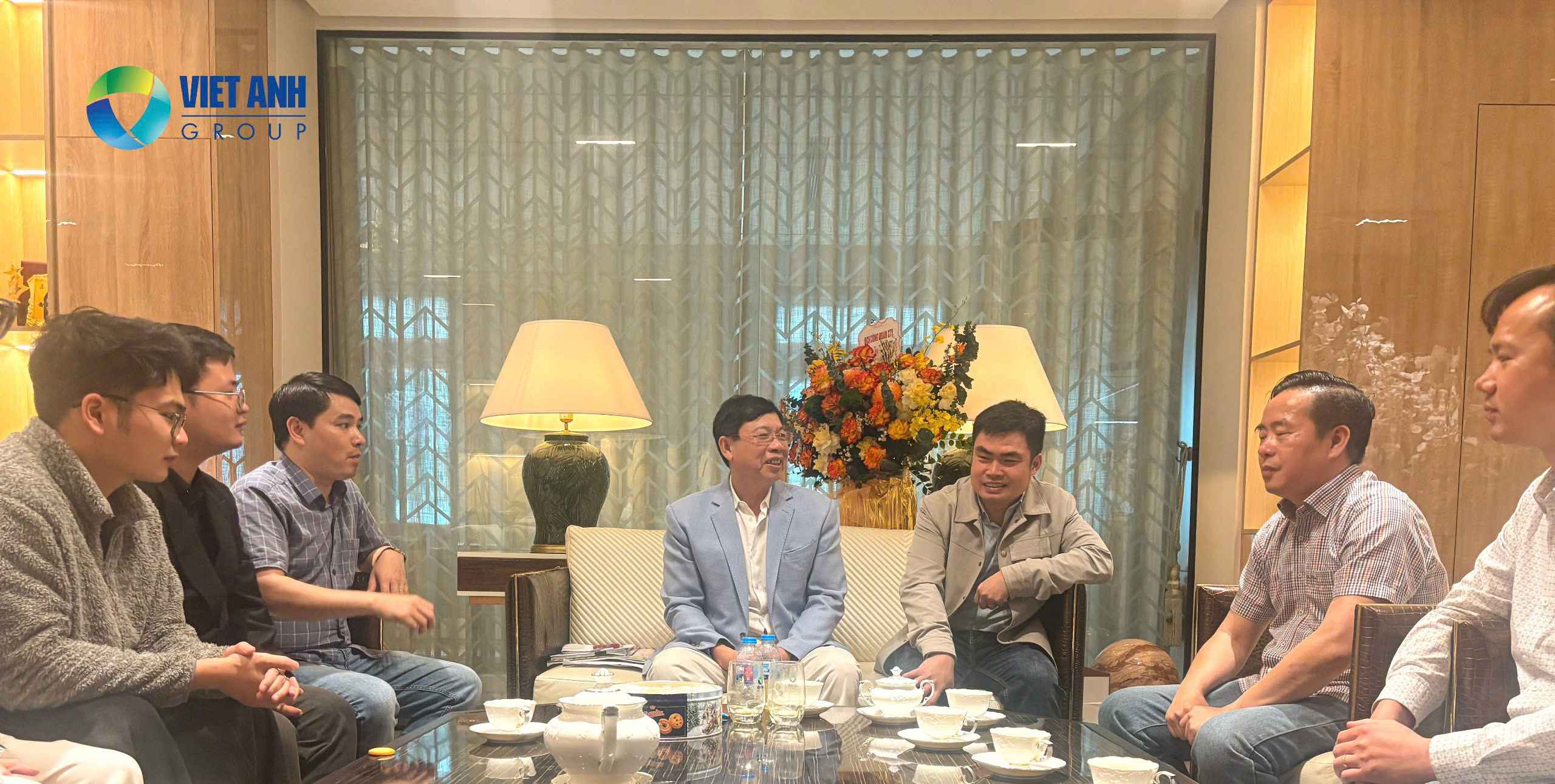 VIET ANH GROUP TRI ÂN 71 NĂM NGÀY THẦY THUỐC VIỆT NAM