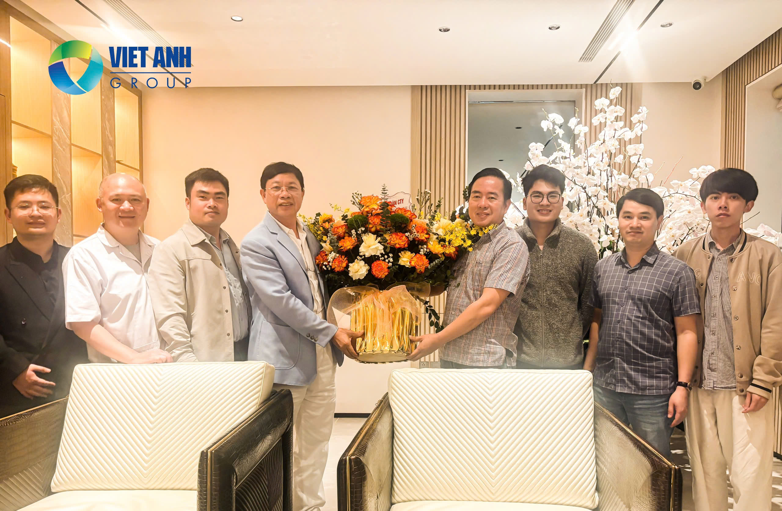 VIET ANH GROUP TRI ÂN 71 NĂM NGÀY THẦY THUỐC VIỆT NAM