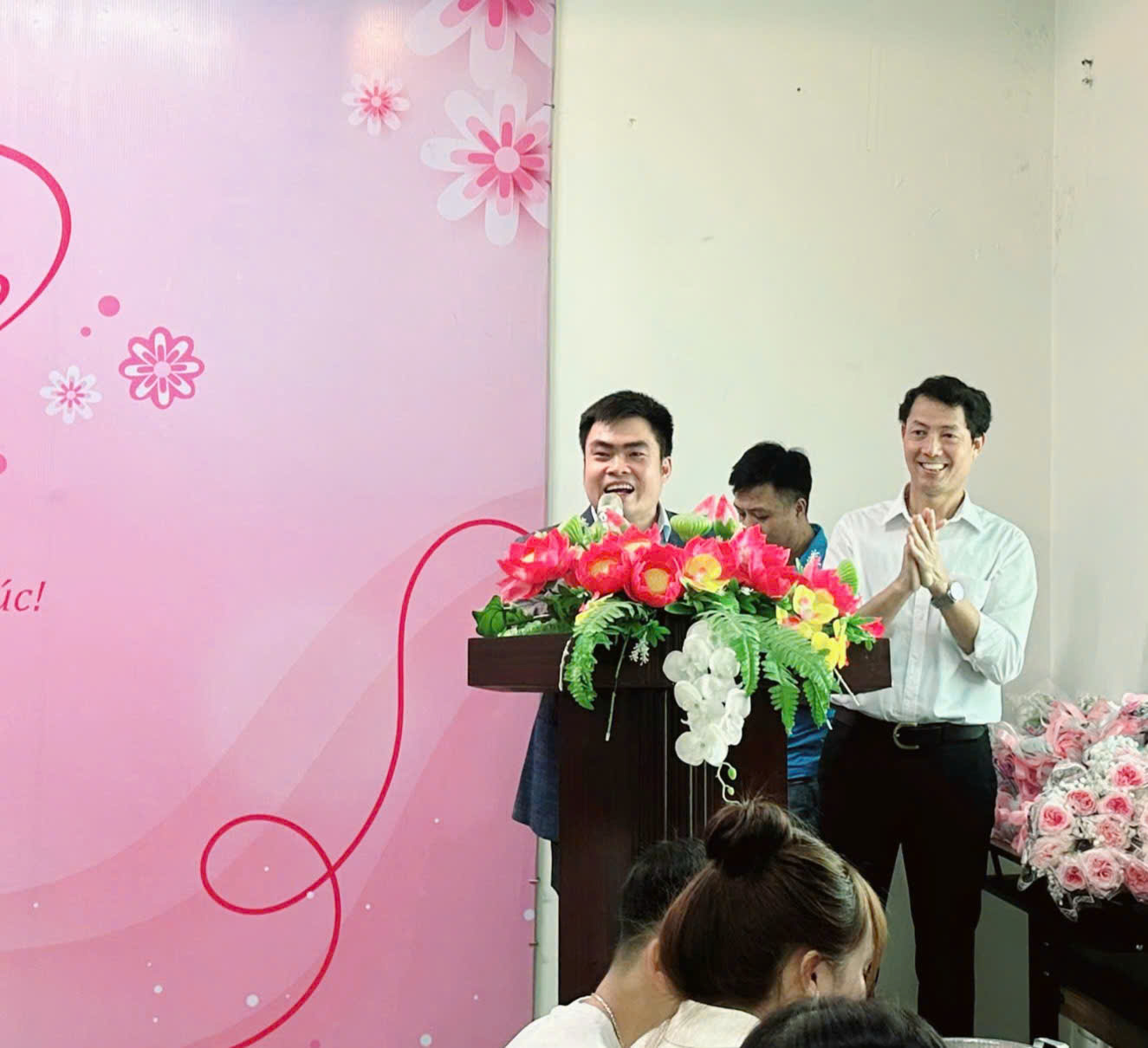 VIET ANH GROUP: TƯNG BỪNG TỔ CHỨC NGÀY QUỐC TẾ PHỤ NỮ 8-3