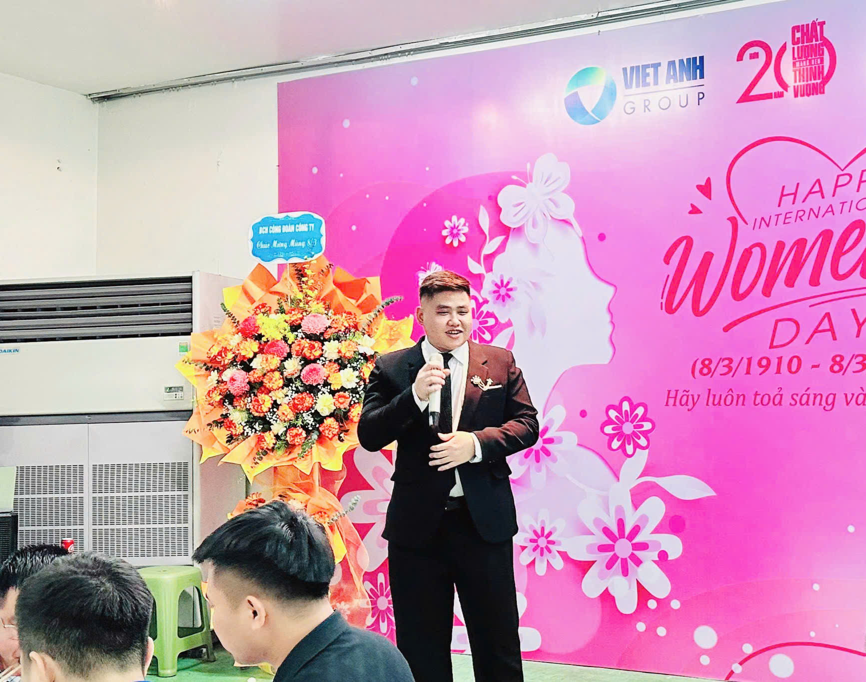 VIET ANH GROUP: TƯNG BỪNG TỔ CHỨC NGÀY QUỐC TẾ PHỤ NỮ 8-3