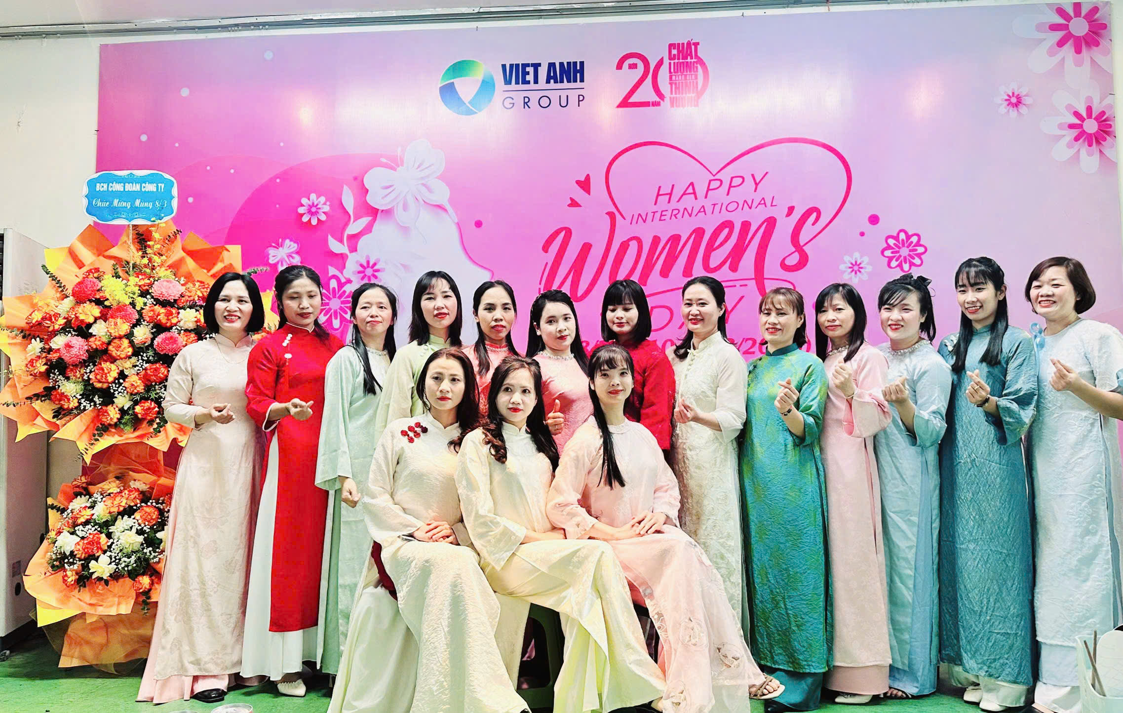VIET ANH GROUP: TƯNG BỪNG TỔ CHỨC NGÀY QUỐC TẾ PHỤ NỮ 8-3