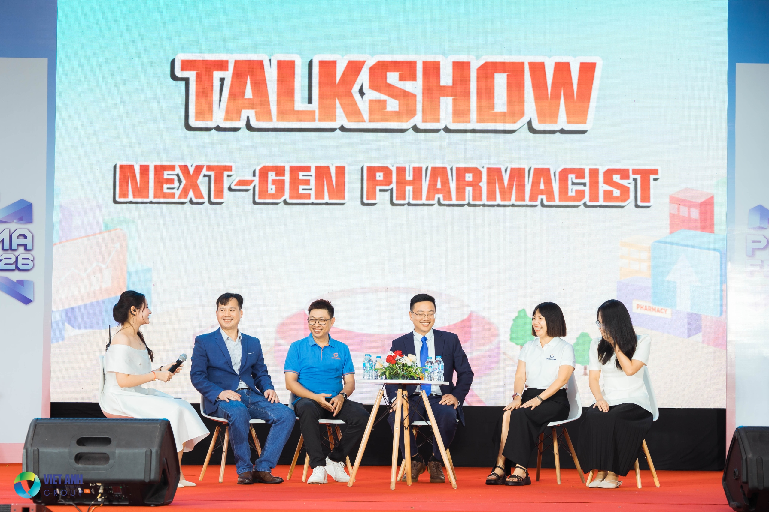 VIET ANH GROUP TẠI NGÀY HỘI VIỆC LÀM ĐH DƯỢC HÀ NỘI 2026: ĐÓ LÀ CƠ HỘI THẬT!